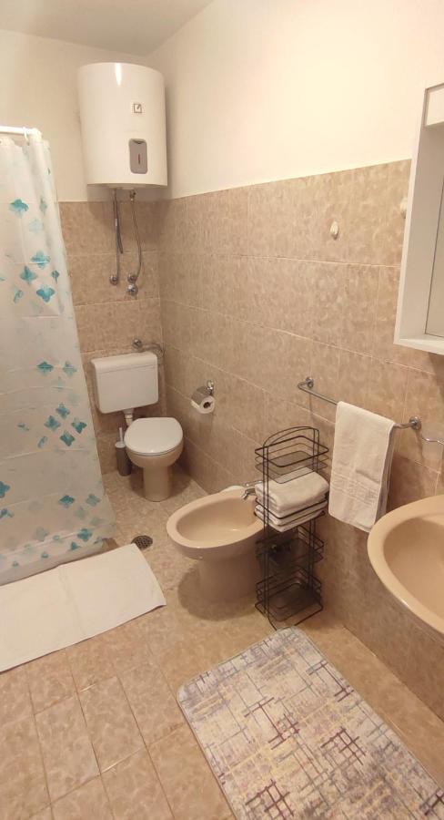 Villa Libe Baška Voda المظهر الخارجي الصورة